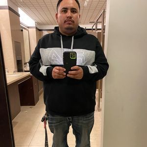 Meet your Posher, Javier